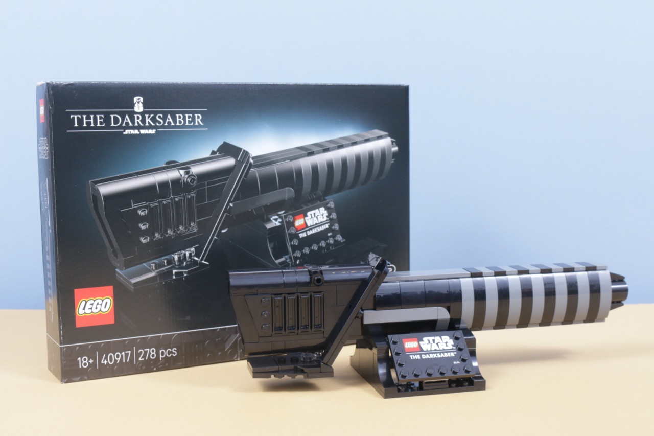 LEGO Star Wars 40917 The Darksaber review 1 Large
