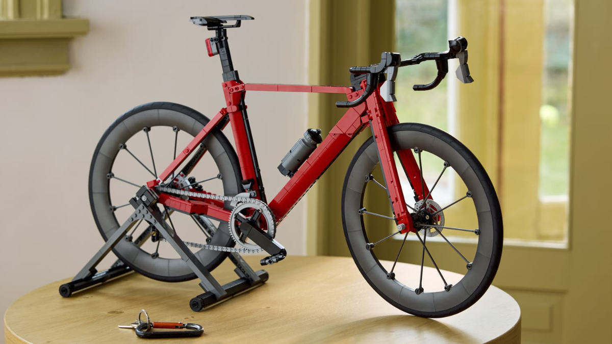 lego icons 11380 road bike lifestyle featured