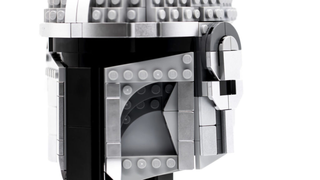 75328 The Mandalorian Helmet 12 1024x576