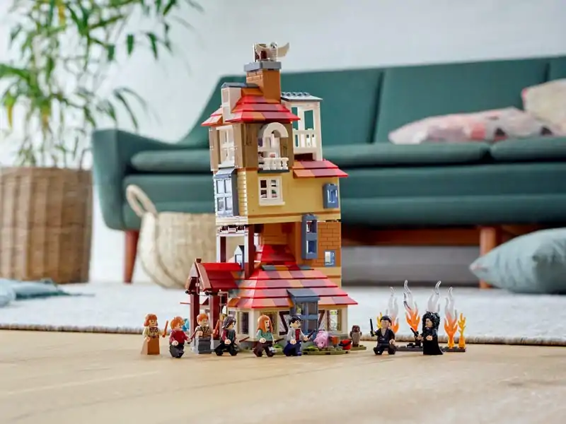 75980 Attack on the Burrow LEGO Harry Potter top 20 list