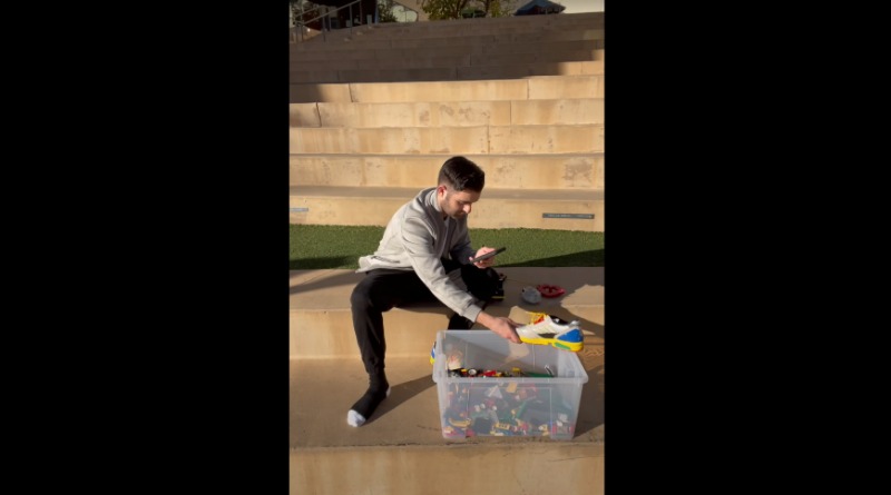 LEGO fan creates music video using bricks as his instruments - Brick ...