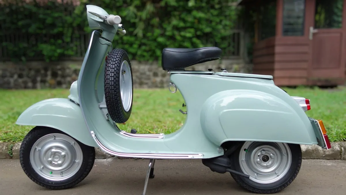 10298 vespa