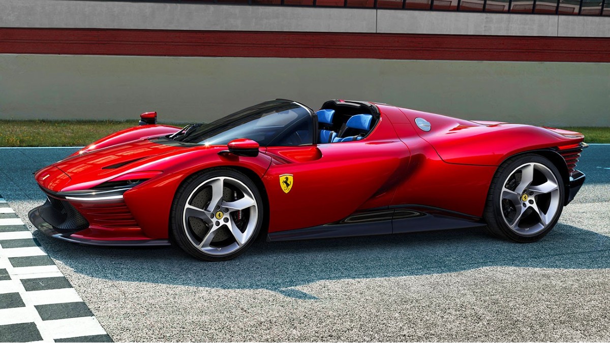 LEGO Technic 2022 supercar believed to be Ferrari Daytona