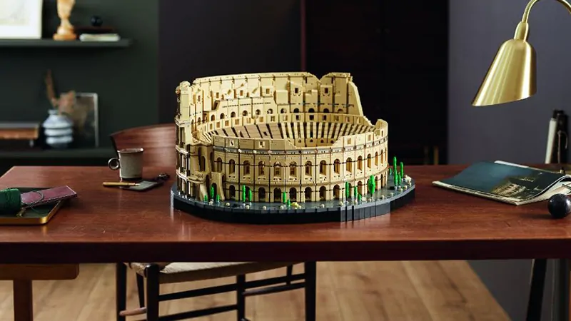 LEGO 10276 Colosseum built in Guinness World Record setting time