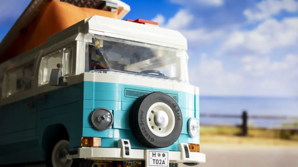 Product Shoot - VW Bus - Going for the professional look : r/lego