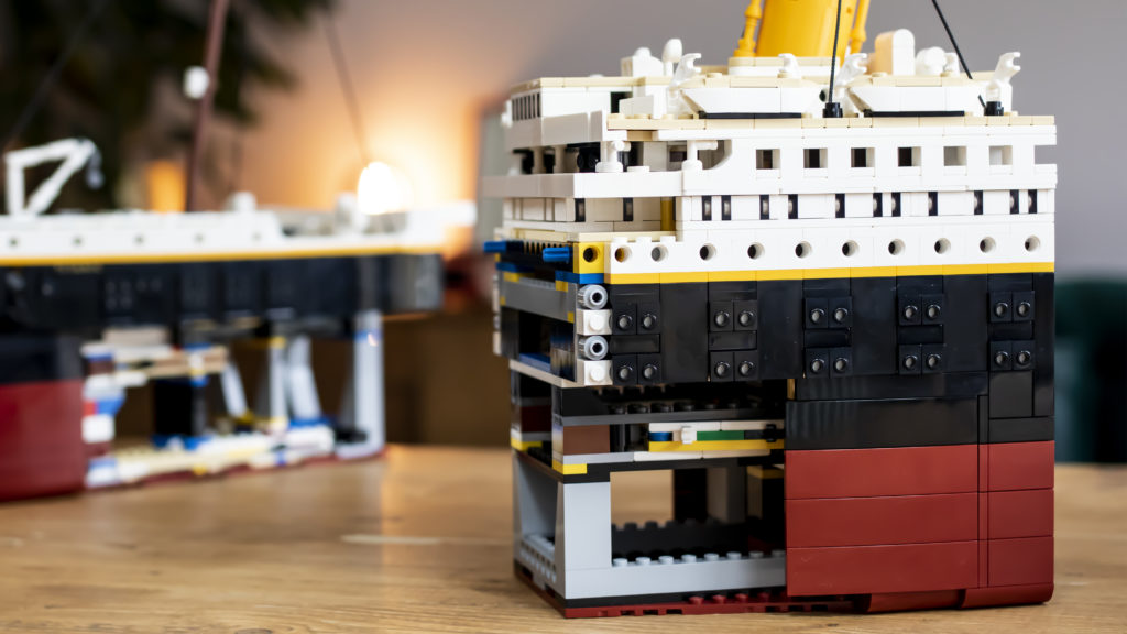 LEGO 10294 Titanic 12