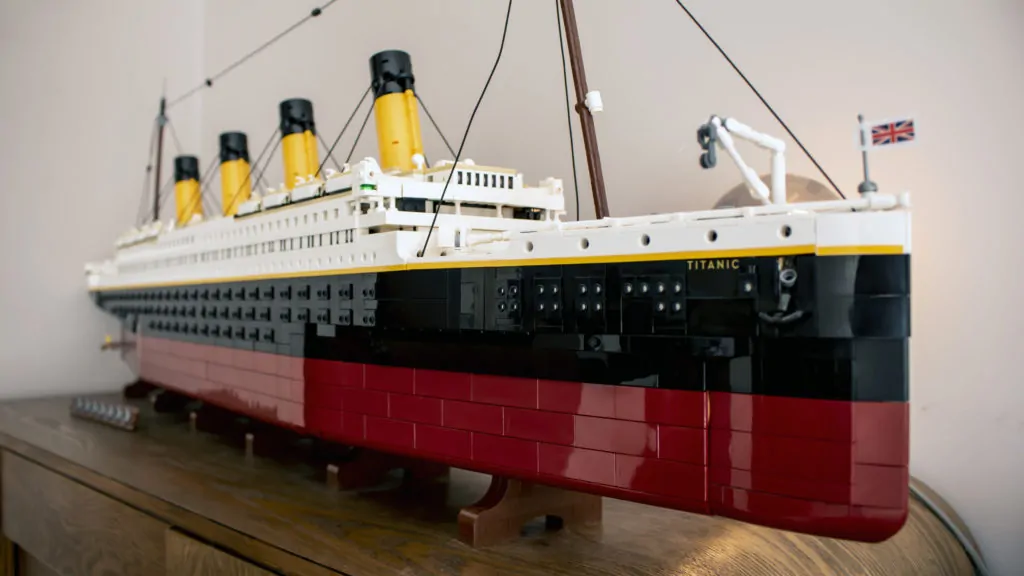 Hands on with LEGO Creator Expert 10294 Titanic, a 9,000-piece ship more  than 4 feet long [Review] - The Brothers Brick