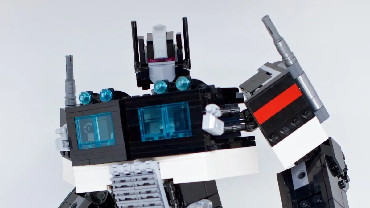 LEGO ICONS 10302 Optimus Prime gets a dark paint job