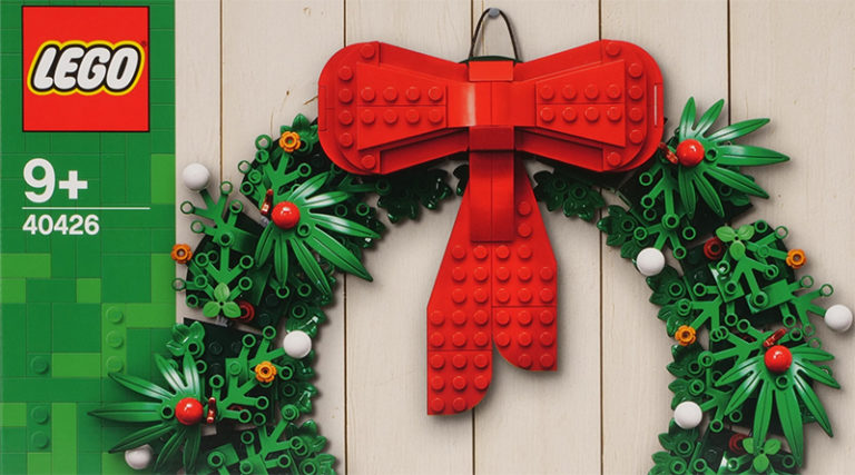 LEGO Christmas 40426 Wreath revealed