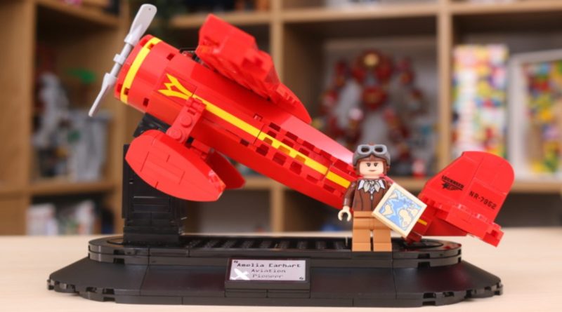 Lego 40450 Amelia Earhart ချီးကျူးဂုဏ်ပြုမှုများကိုအရွယ်အစားပြောင်းထားသောသုံးသပ်ချက်ကိုအရွယ်အစားပြောင်းထားသည်