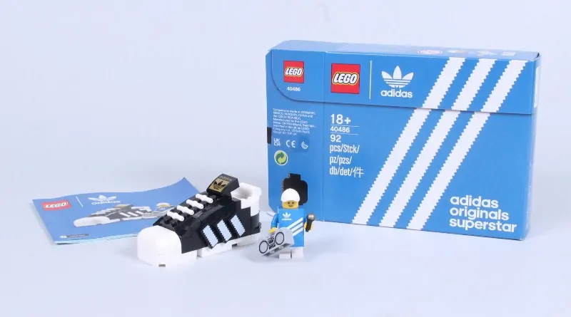 LEGO 40486 Adidas Originals Superstar review featured 2