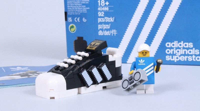 LEGO 40486 Adidas Originals Superstar review featured 3