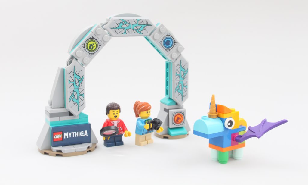 LEGO 40556 Mythica review 11
