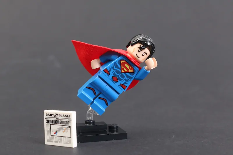 taken.bz LEGO DC Super Heroes Collectible Minifigures (71026) Review