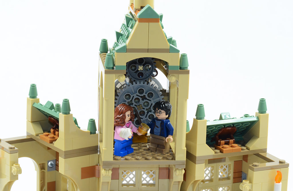 LEGO 76398 Hogwarts Hospital Wing review 8