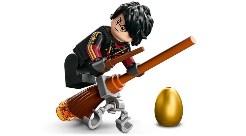 LEGO 76406 Hungarian Horntail Dragon Harry Potter broom featured