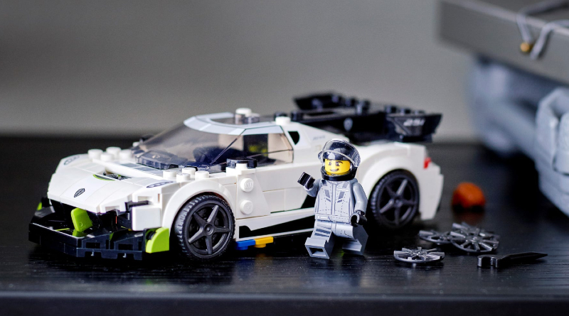 LEGO Speed Champions 76900 Koenigsegg Jesko has a hidden secret