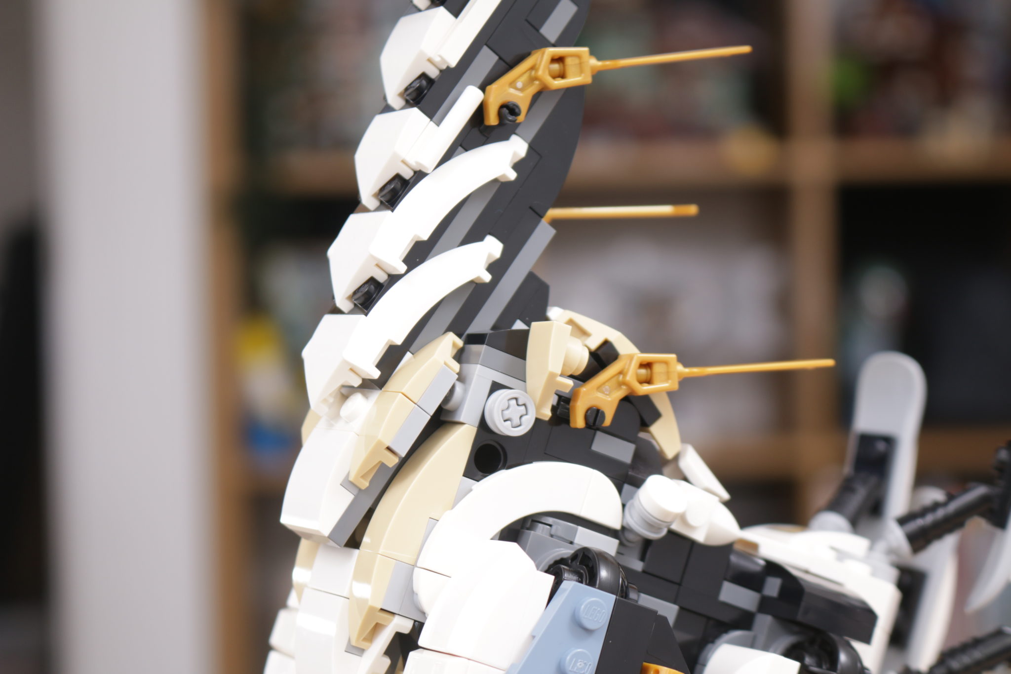 LEGO 76989 Horizon Forbidden West: Tallneck full review