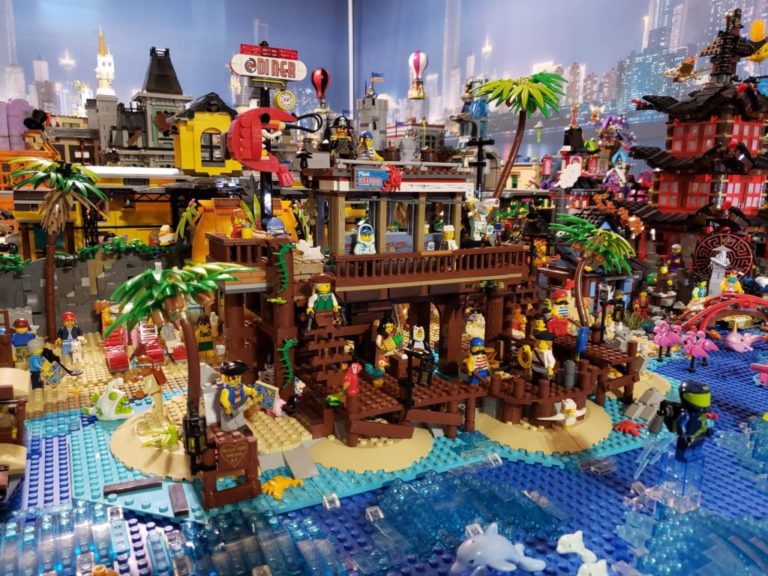 What to do to 21322 Pirates of Barracuda Bay without the Black Seas