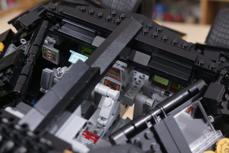 LEGO Batman 76023 The Tumbler full review and gallery