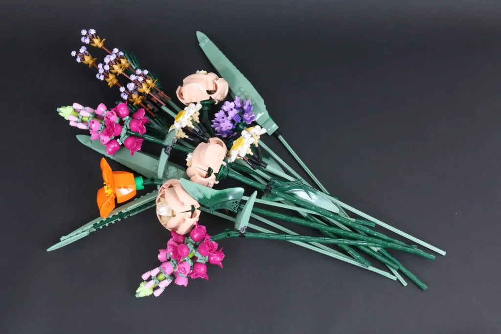 ▻ Review : LEGO Botanical Collection 10280 Flower Bouquet - HOTH BRICKS