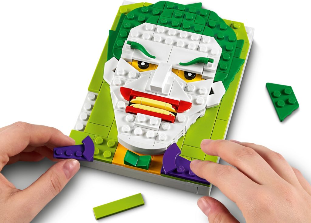 LEGO Brick Sketches 40428 The Joker 4