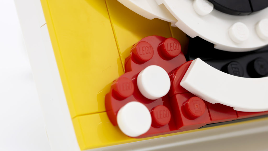 LEGO Brick Sketches 40457 Minnie Mouse 4