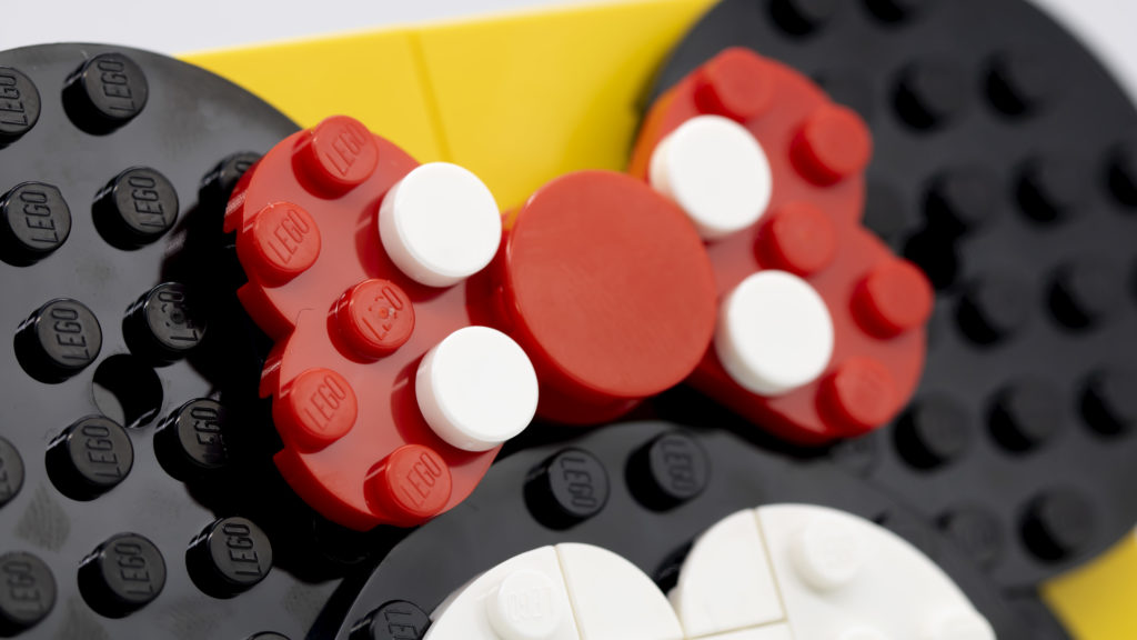 LEGO Brick Sketches 40457 Minnie Mouse 8