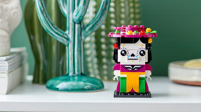 LEGO BrickHeadz 40492 La Catrina lifestyle featured