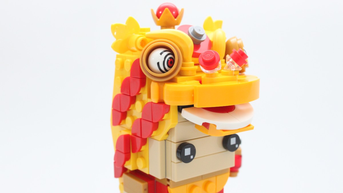 LEGO BrickHeadz 40540 Lion Dance Guy review featured