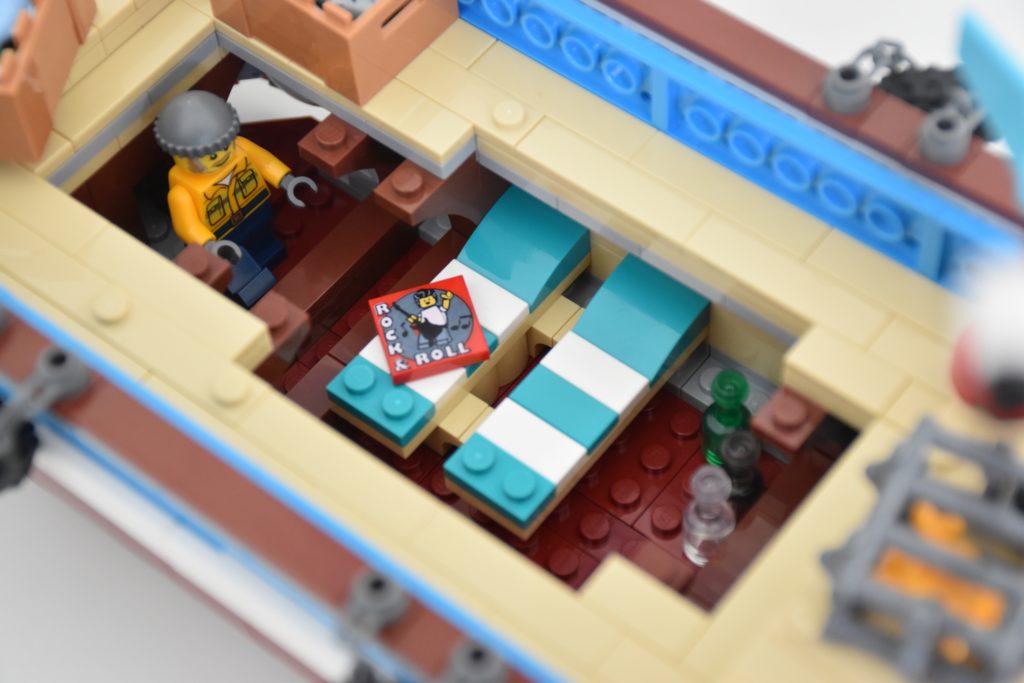 LEGO BrickLink Designer Program Great Fishing Boat 3