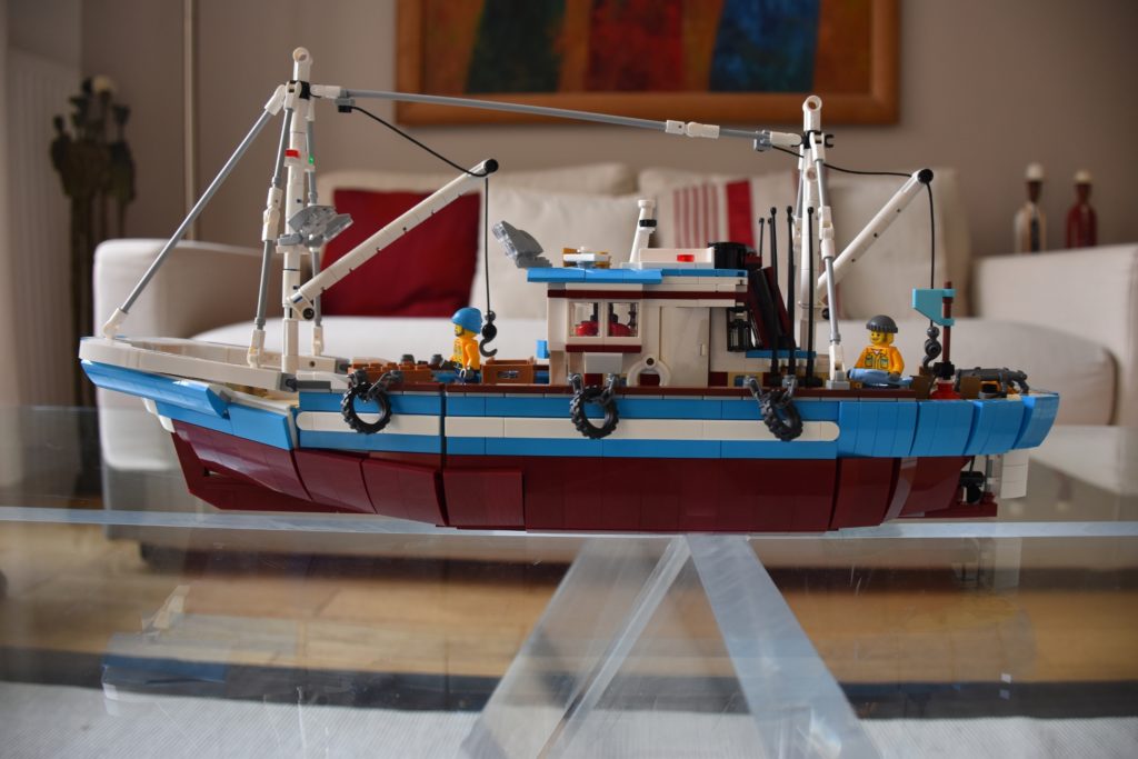 LEGO BrickLink Designer Program Great Fishing Boat 4