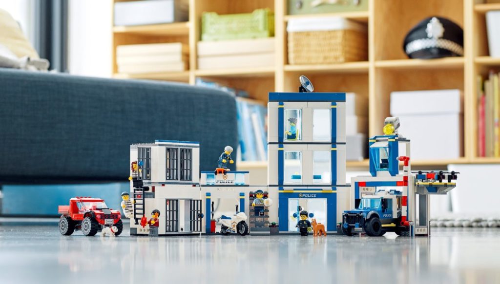 LEGO CITY 60246 Police Station