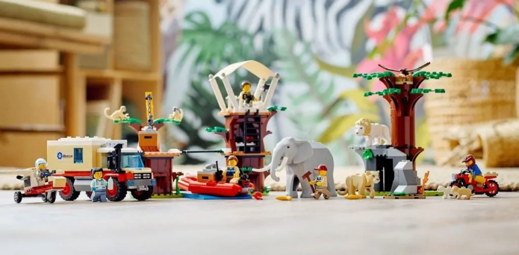 LEGO CITY 60307 Wildlife Rescue Camp 1