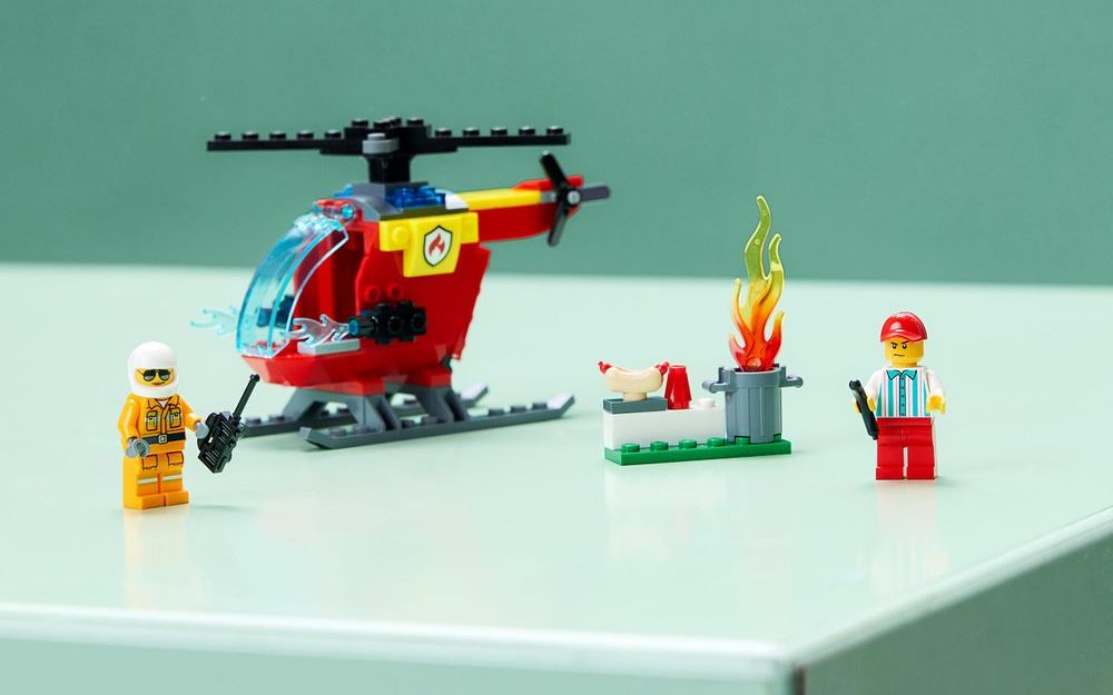 LEGO CITY 60318 Fire Helicopter 2 5 edited