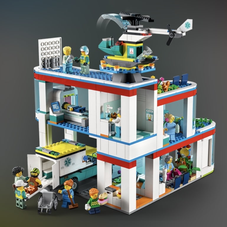 LEGO CITY 60330 Hospital 3