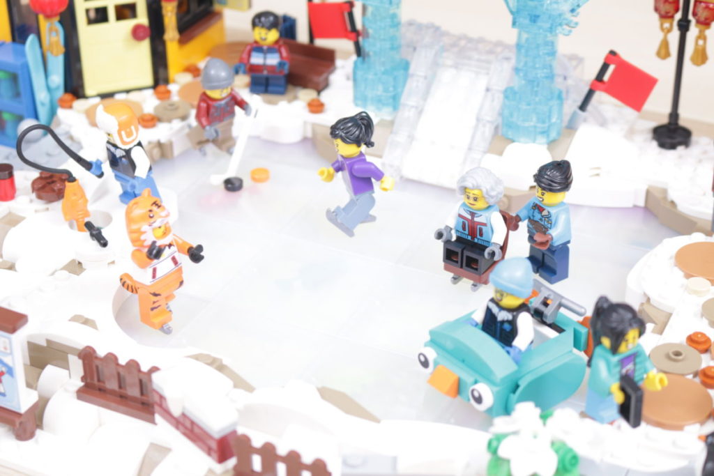 LEGO Chinese New Year 80109 Lunar New Year Ice Festival review 10