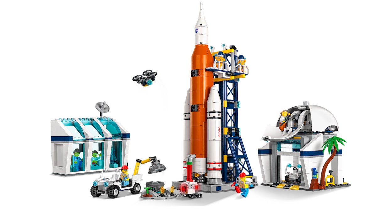 LEGO minifigures blast off to Moon onboard NASA's Artemis I