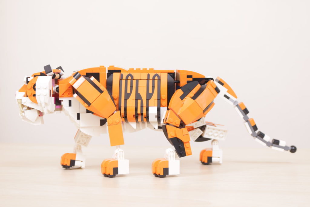 LEGO Creator 3 in 1 31129 Majestic Tiger review 5