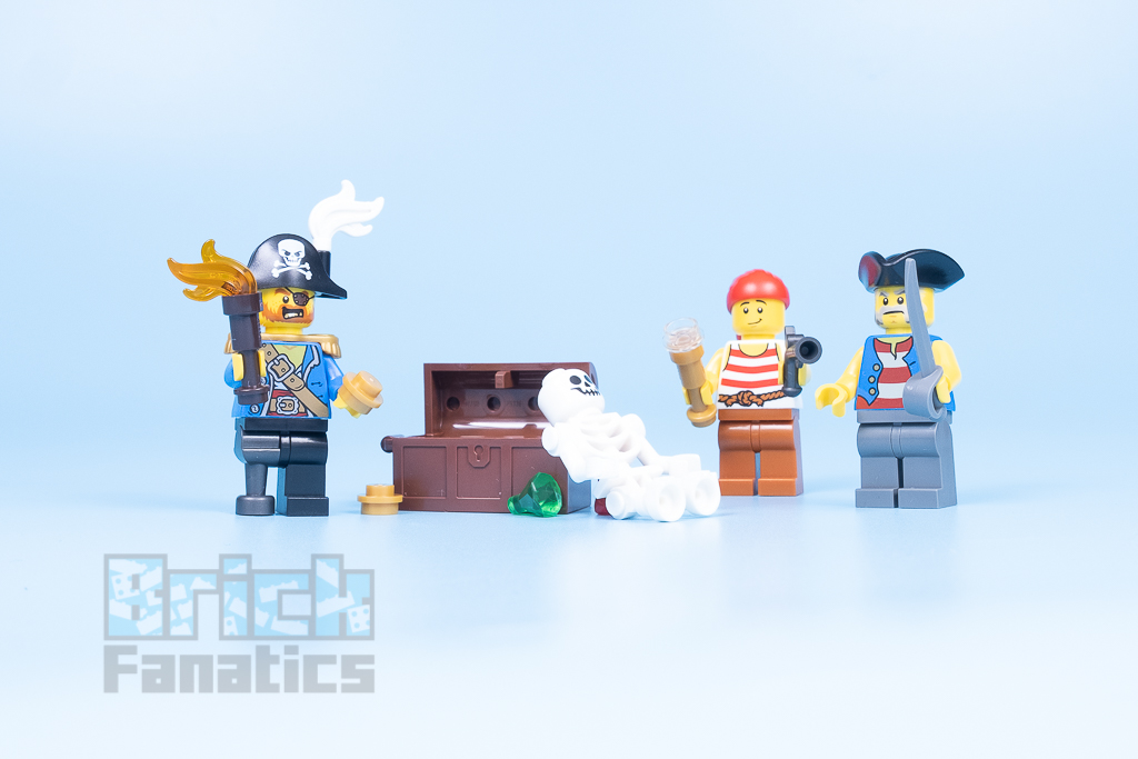 LEGO Creator 31109 Pirate Ship 19