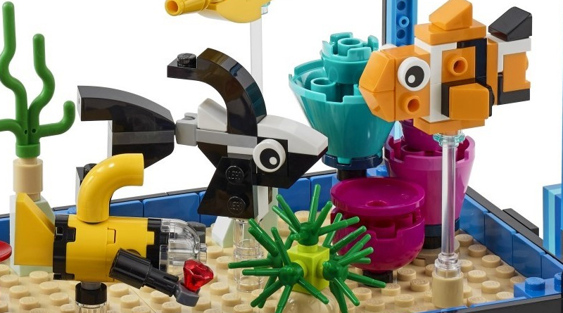 LEGO Creator 31122 Fish Bowl Featured