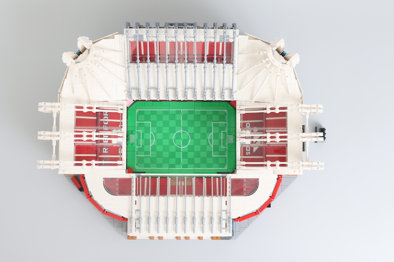 Le stade de football LEGO vend des sièges pour financer la