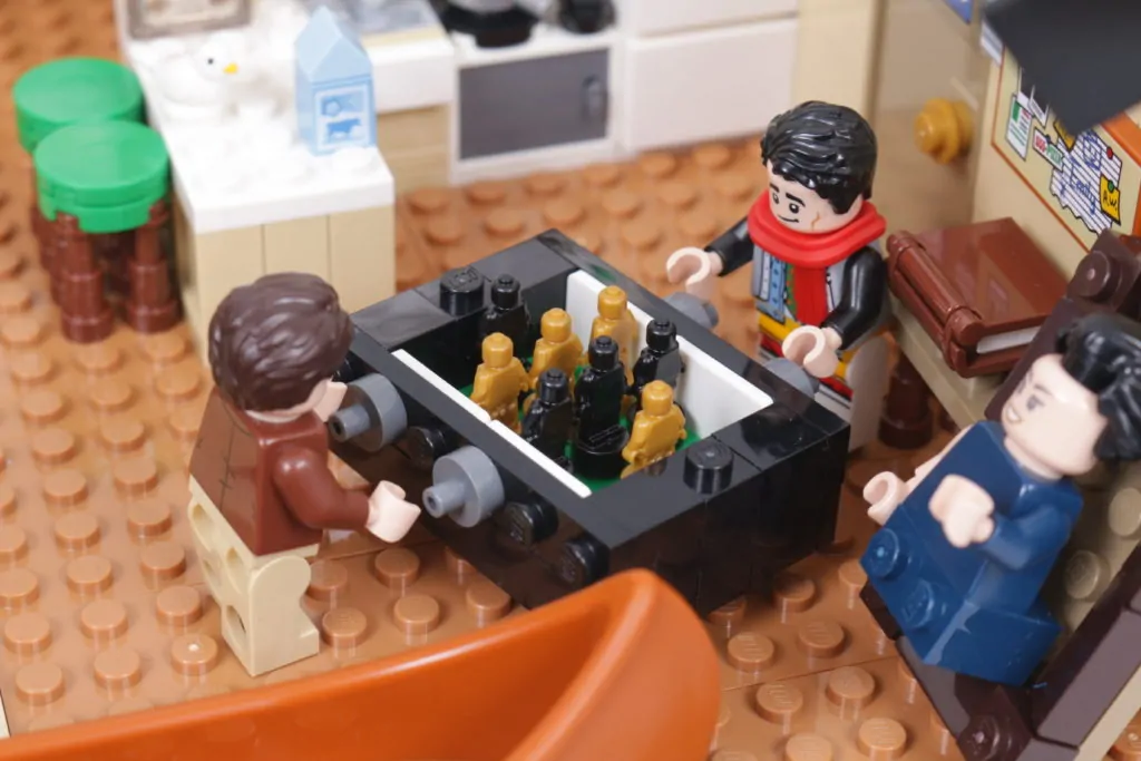 LEGO Creator Expert 10292 Friends Apartments review 19