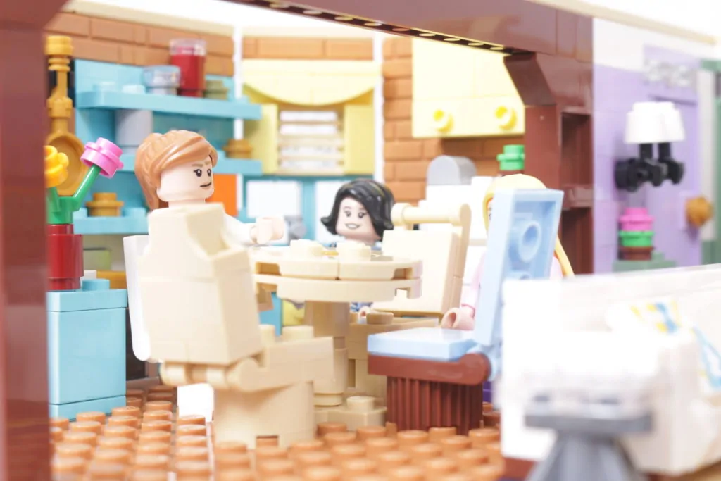 Review: Lego Les appartements de Friends (10292) - Movie Objects