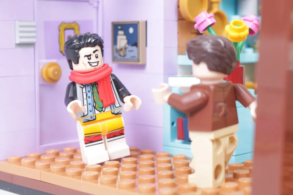 LEGO Creator Expert 10292 Friends Apartments review 50