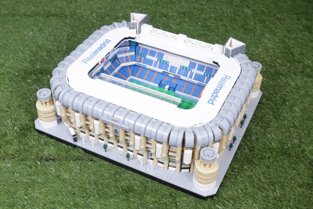 ▻ Review : LEGO 10299 Real Madrid Santiago Bernabéu Stadium