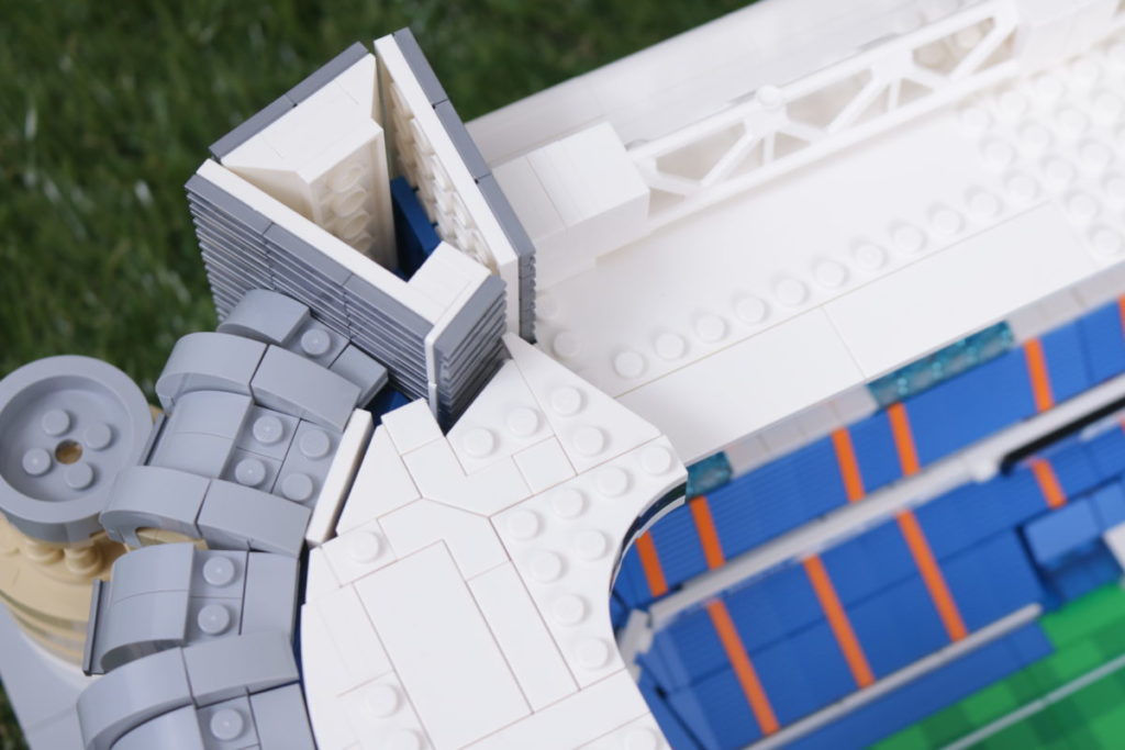 LEGO Creator Expert 10299 Real Madrid – Santiago Bernabeu Stadium review 15