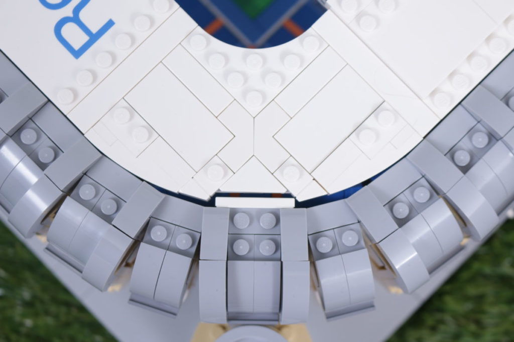 LEGO Creator Expert 10299 Real Madrid – Santiago Bernabeu Stadium review 16