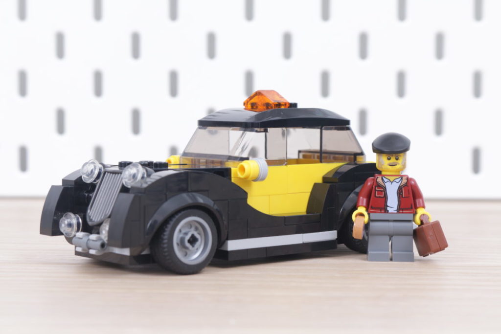 LEGO Creator Expert 40532 Vintage Taxi gift with purchase review 5