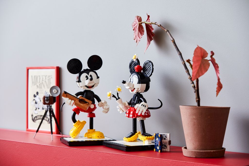 LEGO Disney 43179 Mickey Mouse and Minnie Mouse Buildable Characters 45